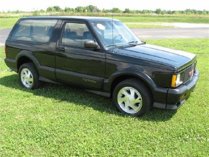 GMC Typhoon